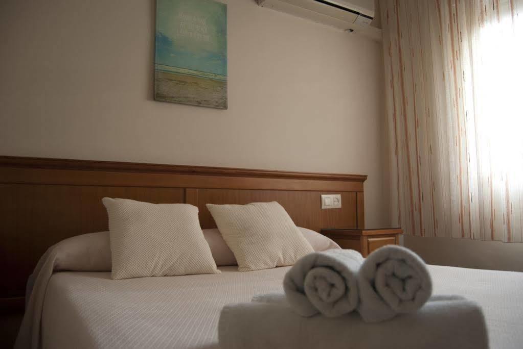 Hostal Maribel Almería Eksteriør billede